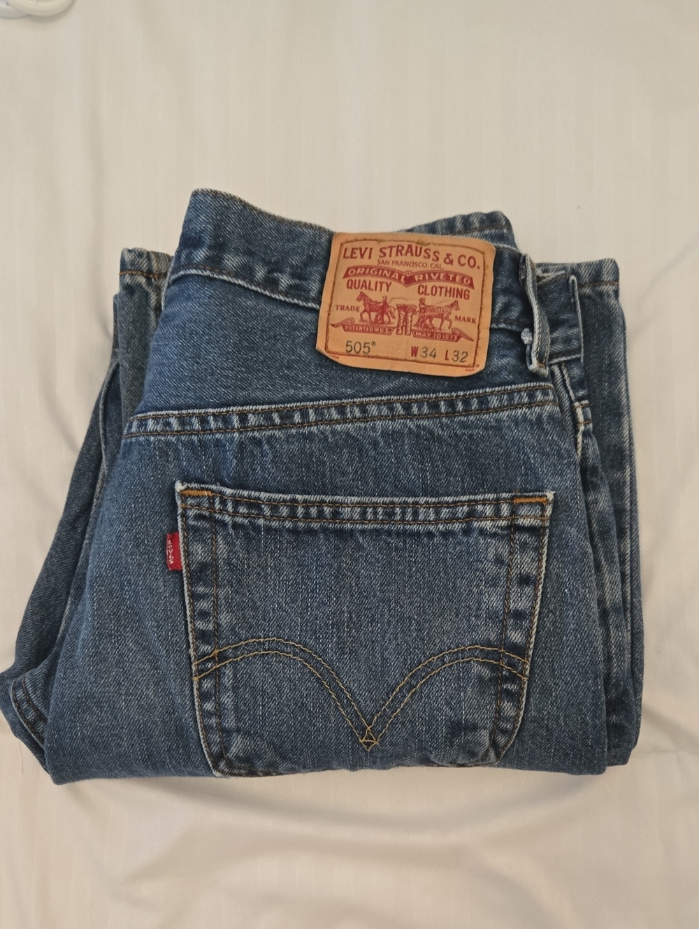 Levi's Men's Straight Leg Jeans - Medium Blue Denim